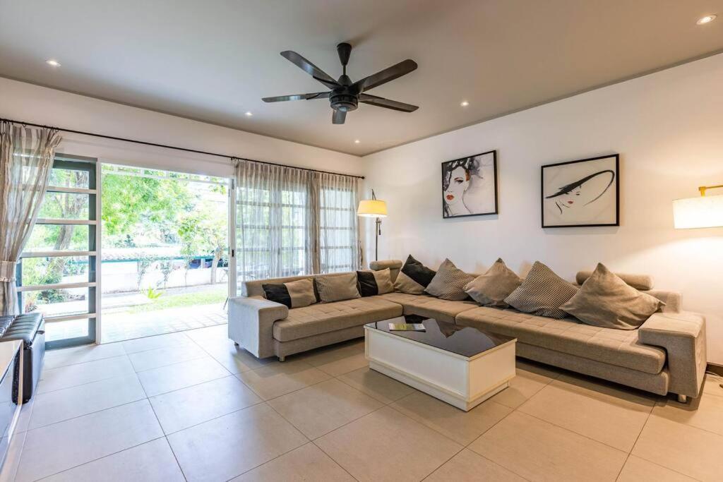 4 Bedroom Townhouse In Great Location! Хуа Хин Экстерьер фото
